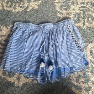 Vineyard Vine shorts, blue